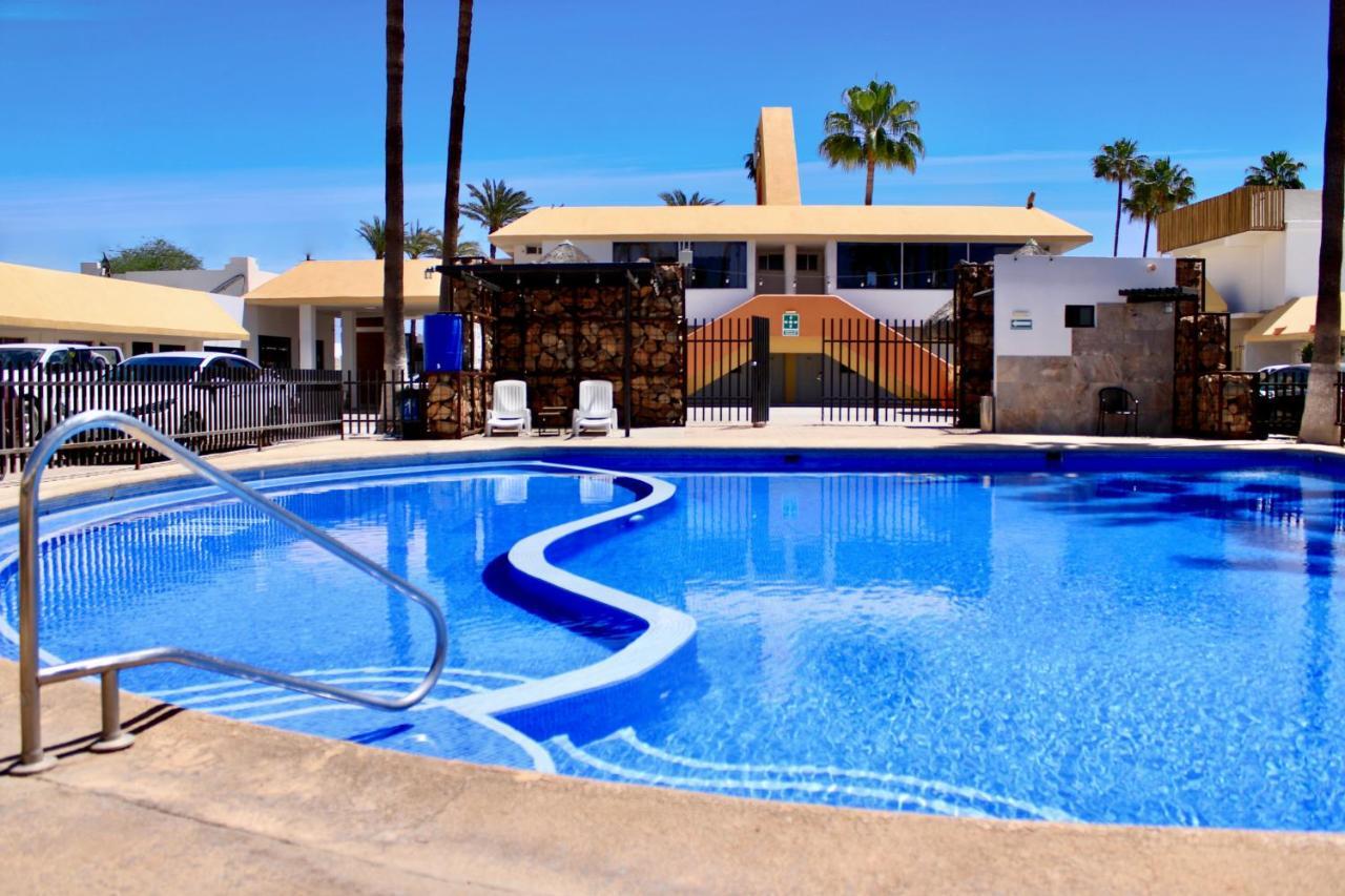 Hotel Posada Del Desierto Heroica Caborca Exteriör bild
